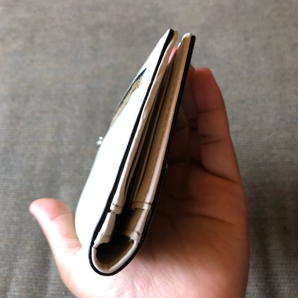 Authentic Green Kate Spade Long Wallet Clutch ♠️ - Picture 4 of 10